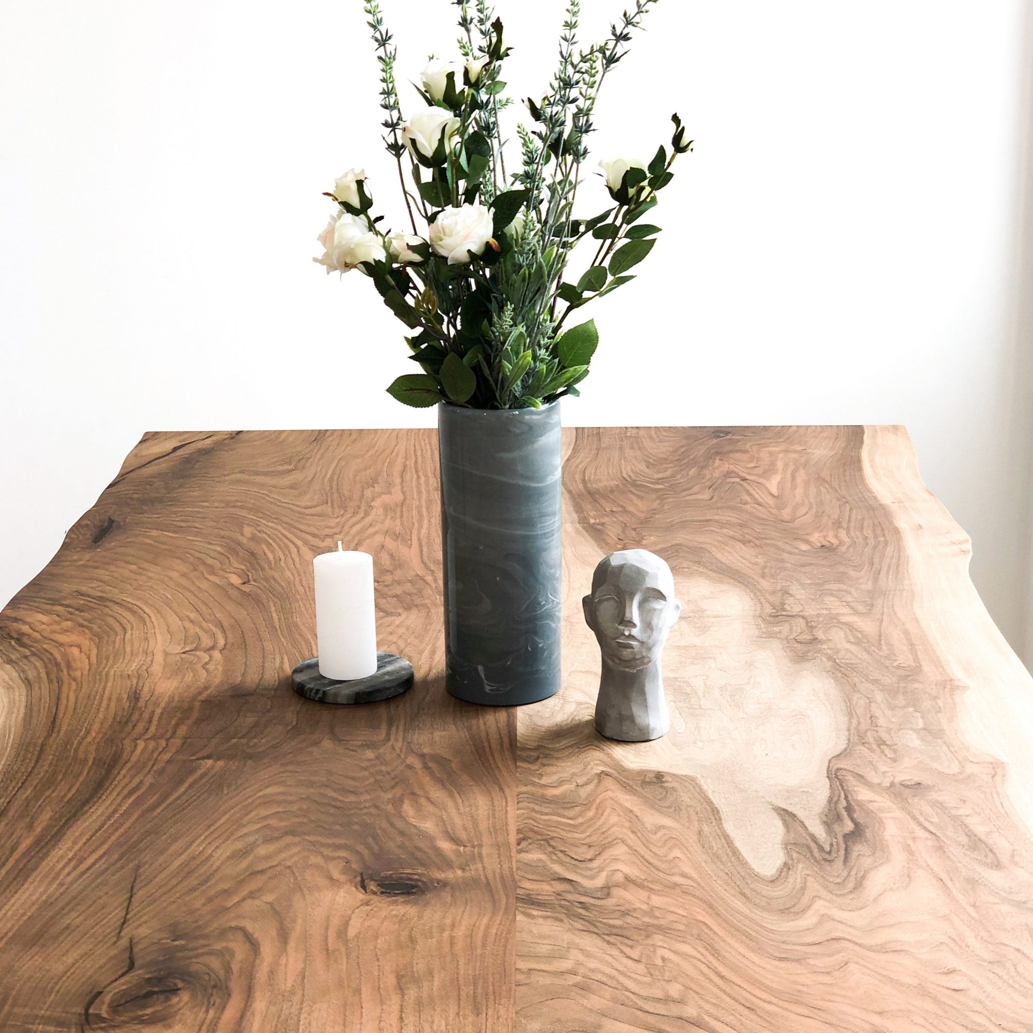 Selecting the Perfect Colour for Your Solid Wood Dining Table Table