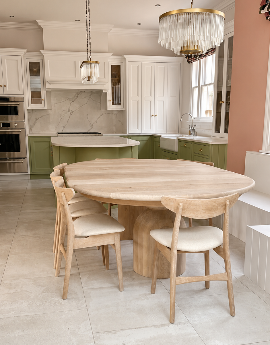 Ella Round Oak Comedor de roble